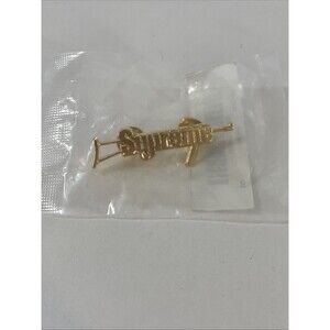 Supreme SS17 Automatic Pin New